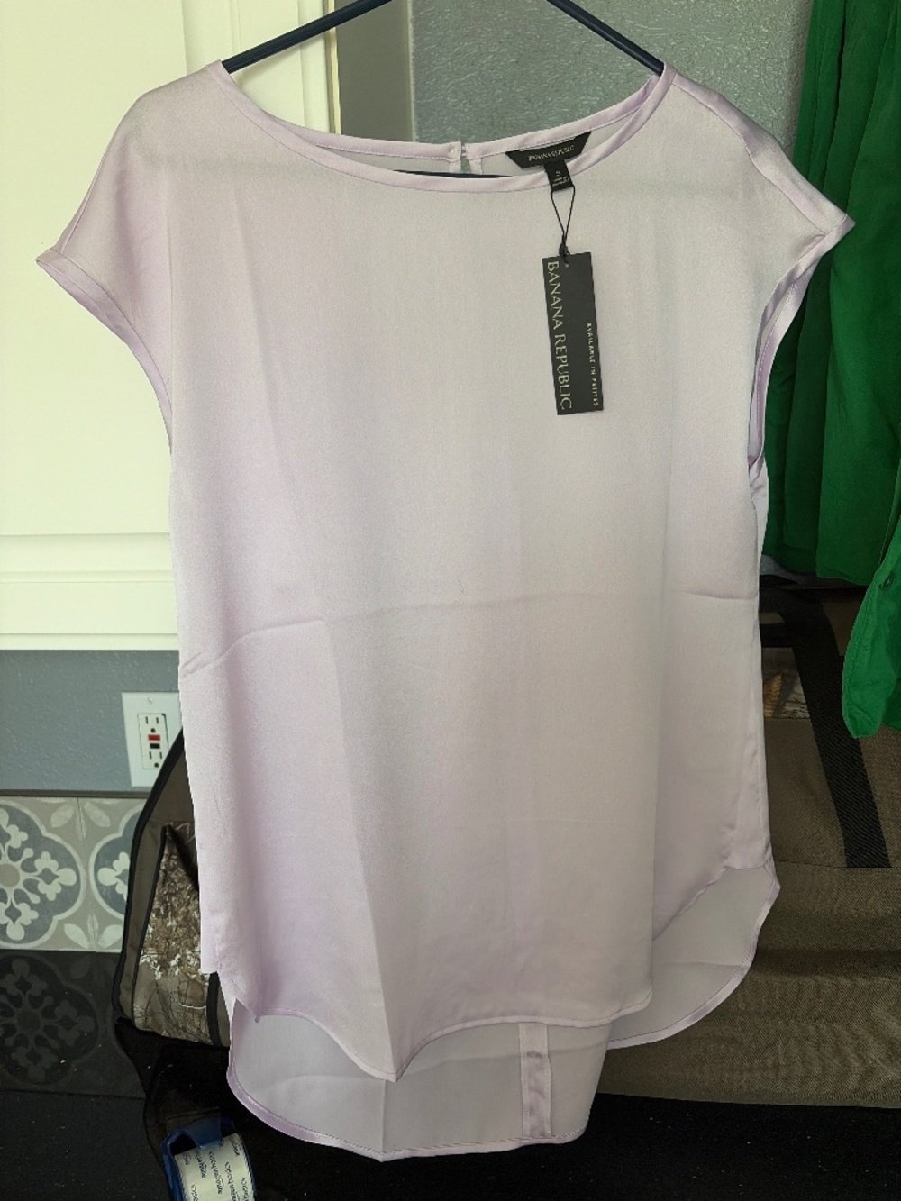 Banana republic Size S. NWT lavender sleeveless tank